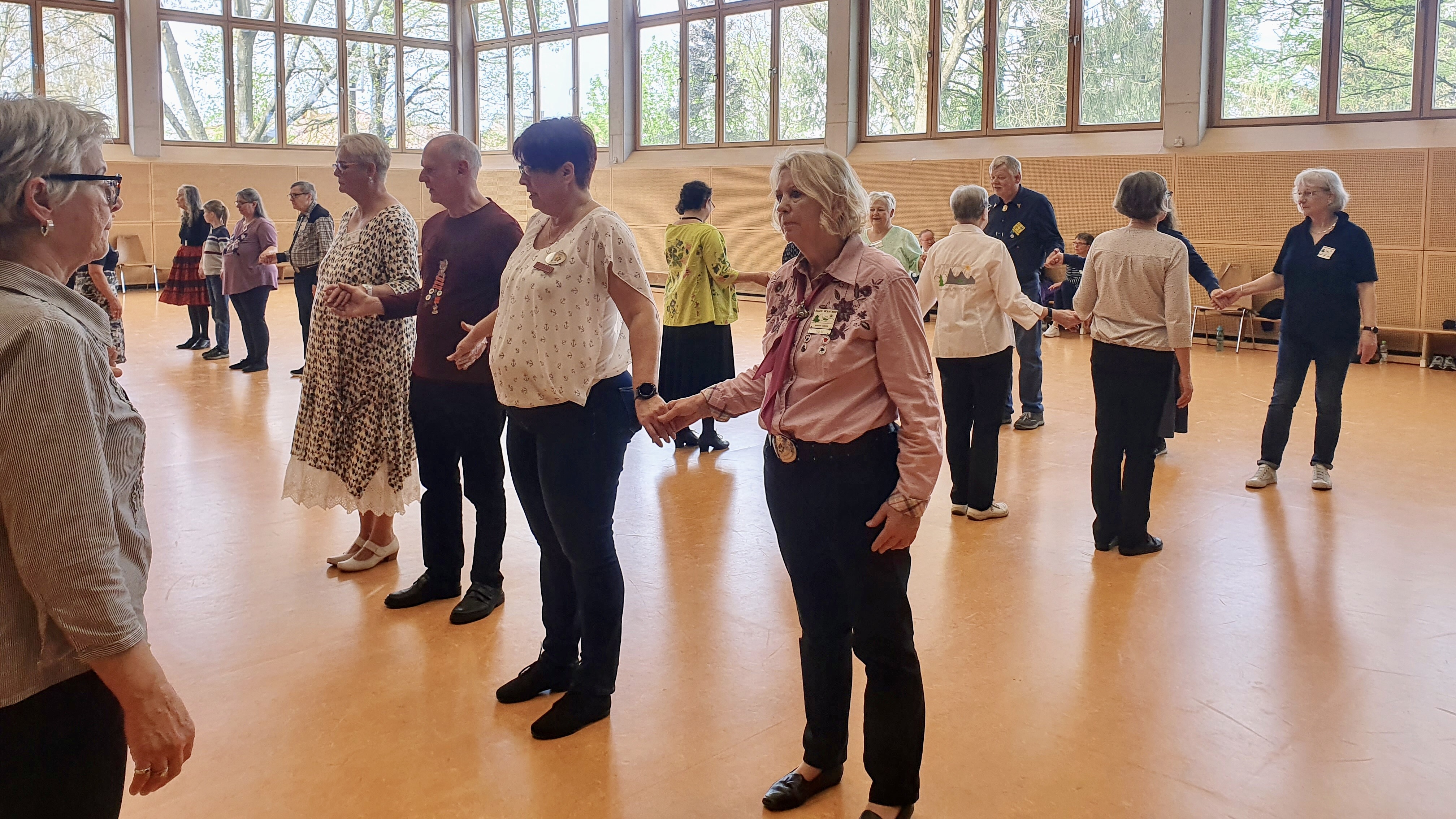 Black Mountains Square Dancers